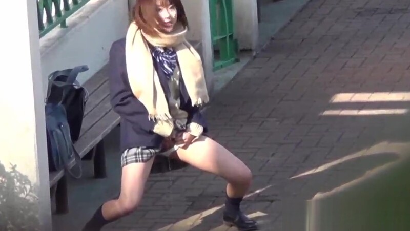 Fetish japanese teenager pisses