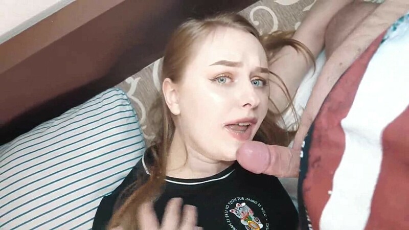 Daughter stuck in the bed and I decided to fuck her