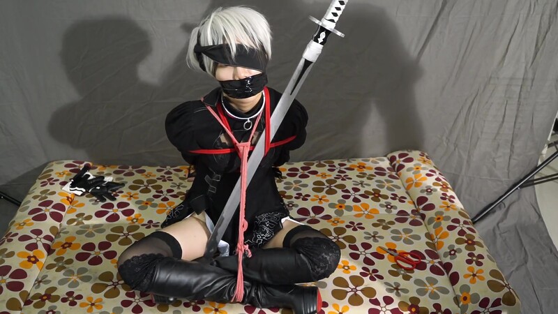 2b Bondage