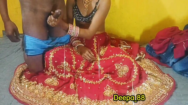 Desi Bhabhi Ki Pahli Suhagrat Main Tabadtod Chudai (2022)