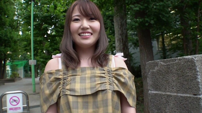 可愛い顔してザーメン愛好家の美少女が２本の肉棒相手に悶絶3Pセックス