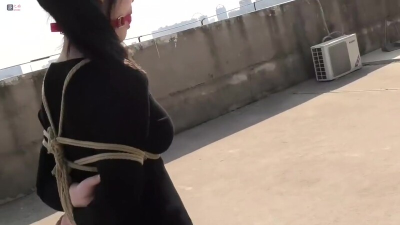 Asian Outdoor Bondage Stroll