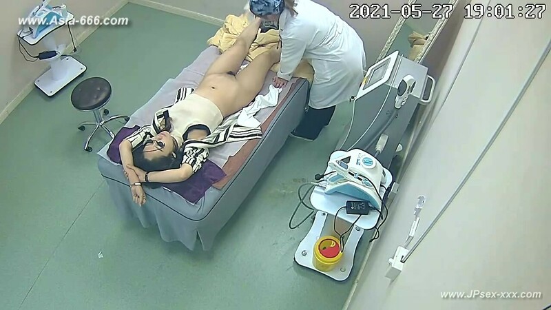 Peeping Hospital patient.16